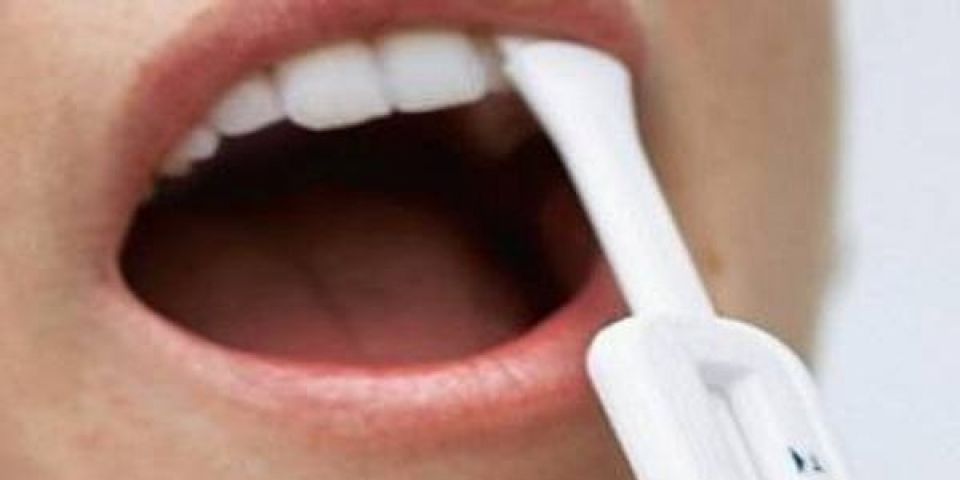 Ministério da Saúde começa distribuição de teste oral de HIV