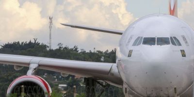 Covid-19: aviões de passageiros são autorizados a transportar cargas