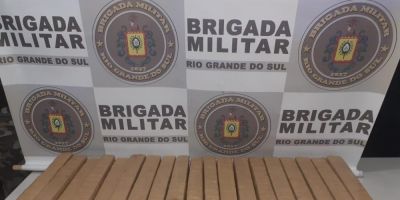 Quase 20 kg de maconha, arma e munições são apreendidos na BR-116 em Camaquã