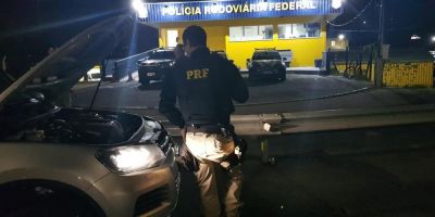 Veículo com mais de R$ 30 mil em multas é apreendido pela Polícia Rodoviária Federal em Porto Alegre