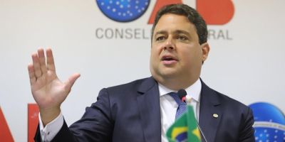 "OAB irá analisar os indícios de crimes apontados por Moro", diz Felipe Santa Cruz