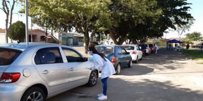 Ocorre hoje em Camaquã a vacinação na modalidade drive-thru