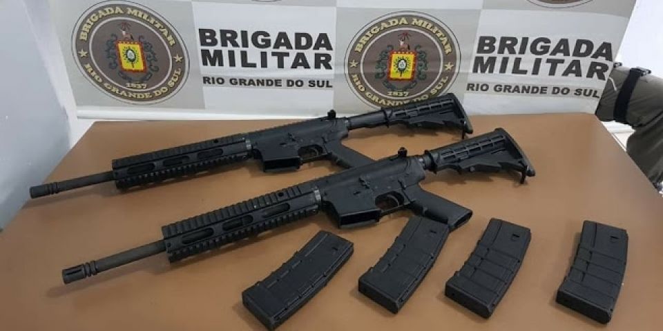 Homem é preso em Pelotas por porte ilegal de arma de fogo de calibre restrito 