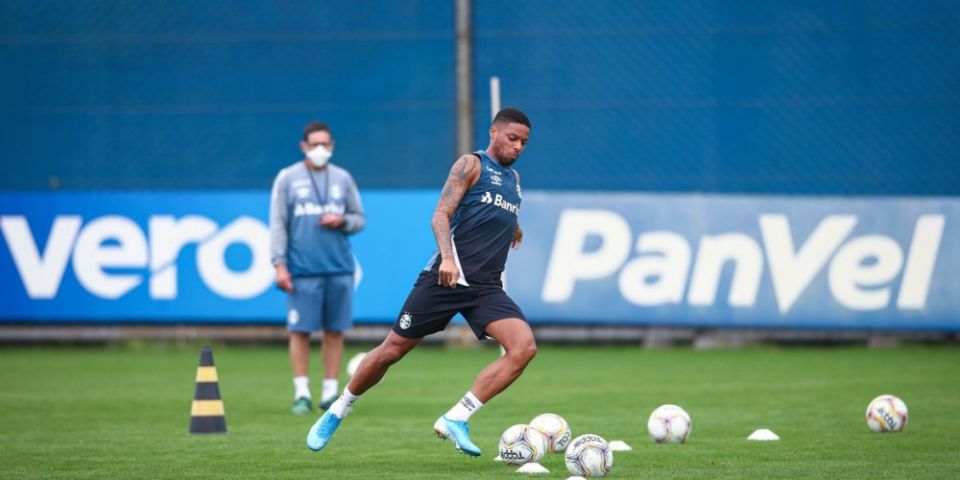 Grêmio faz primeiro treino com bola desde início da pandemia