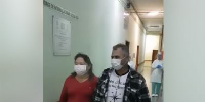 Casal de Canguçu se recupera da covid-19, recebe alta e vídeo com a saída deles do hospital viraliza na internet 