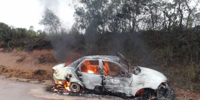 Homem tem cerca de 90% do corpo queimado em incêndio de automóvel em São Lourenço do Sul