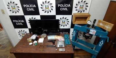 Policia Civil efetua prisão por porte de arma e tráfico de drogas em Camaquã