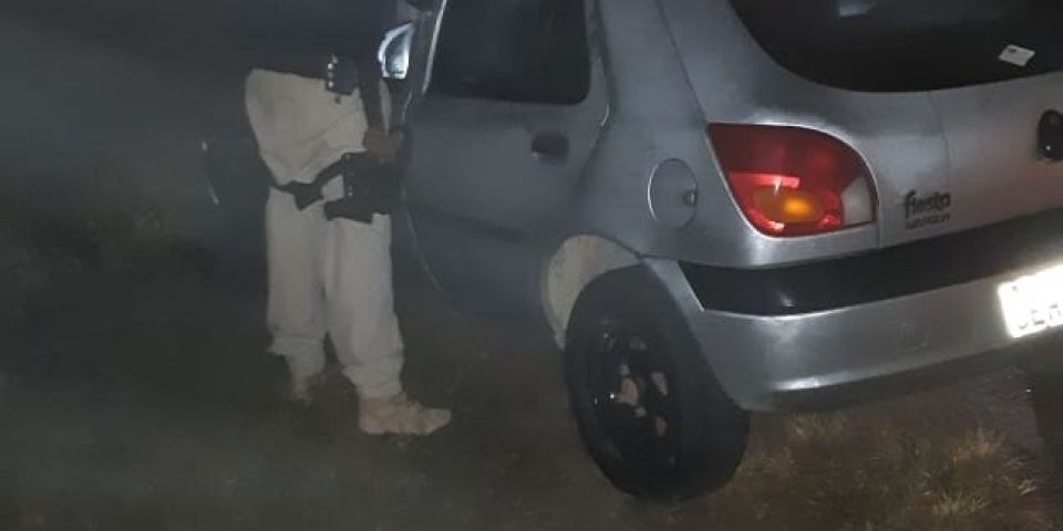 PRF prende homem por dirigir embriagado na BR-116 em Barra do Ribeiro