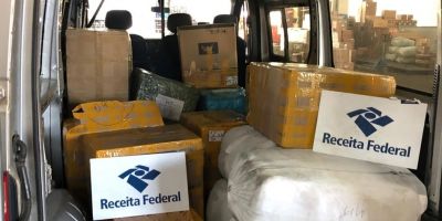 Receita Federal apreende R$ 150 mil em mercadorias irregulares em uma transportadora de Porto Alegre