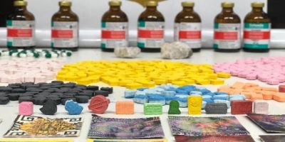 Polícia Civil apreende 1,6 mil comprimidos de ecstasy e quase 500 pontos de LSD em Canoas