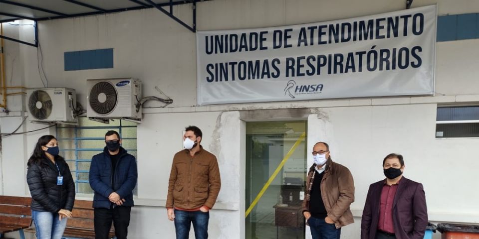 Frente Parlamentar de Acompanhamento da covid-19 visita hospital de Camaquã