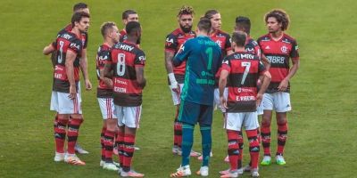 Jogador do Flamengo está com coronavírus, e é afastado da final da Taça Rio