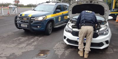 PRF prende criminoso e recupera veículo roubado em Eldorado do Sul