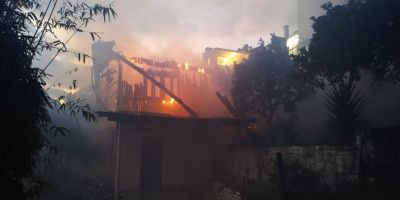 Incêndio em casa deixa uma pessoa morta no RS 