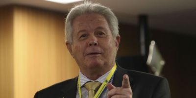 Presidente do Banco do Brasil pede demissão do cargo