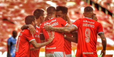 Inter volta ao Beira-Rio, goleia o Esportivo e garante vaga na final do returno