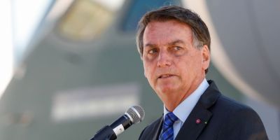 Bolsonaro sanciona lei que cria linha de crédito para autônomos