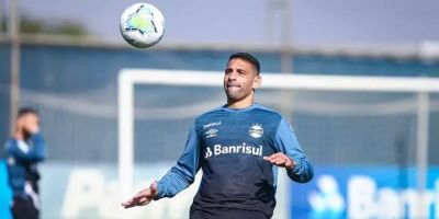 Diego Souza ficará 10 dias em tratamento da lesão na coxa