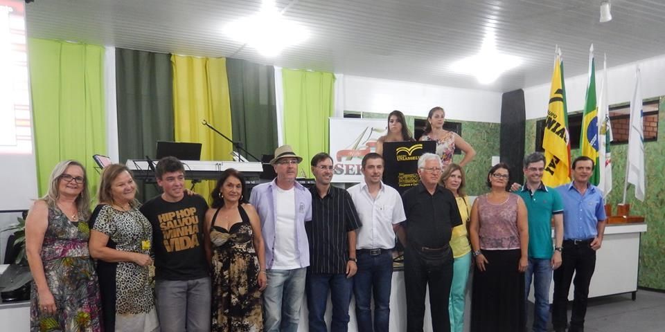 Realizado em Camaquã, o II Sarau Literário do Centro Universitário Leonardo da Vinci