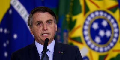 Bolsonaro passa por cirurgia nesta sexta em São Paulo