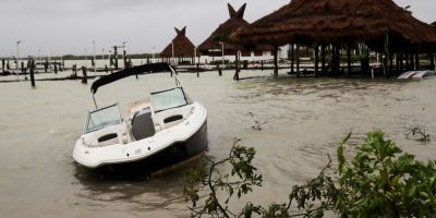 Ainda se recuperando de tempestade, estado americano se prepara para furacão