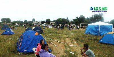 Cerca de 150 pessoas continuam ocupando área pública em Camaquã. Prefeitura pretende retomar o local