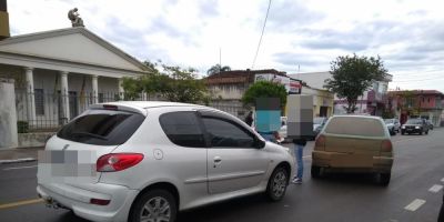 Outro acidente mobiliza agentes de trânsito nesta manhã no centro de Camaquã