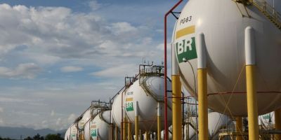 Governo autoriza Petrobras a importar gás da Bolívia