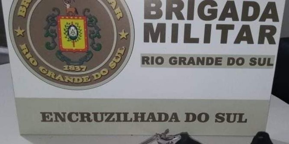Homem é preso portando revólver municiado em um bar em Encruzilhada do Sul 