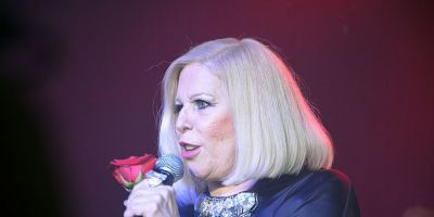 Cantora Vanusa morre aos 73 anos