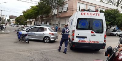 Acidente de trânsito deixa uma pessoa ferida no centro de Camaquã