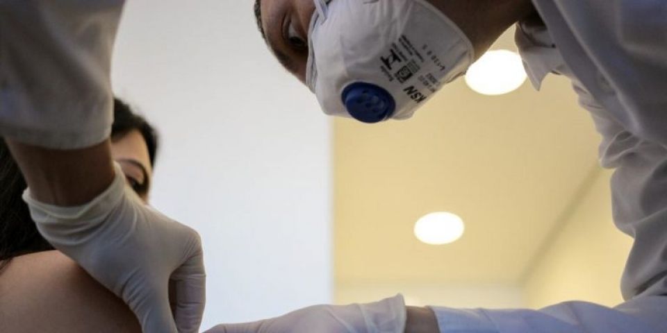 Parlamentares ouvem dirigentes da Anvisa e do Butantan