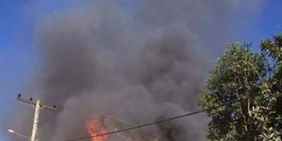 Incêndio destrói duas casas em Cerro Grande do Sul