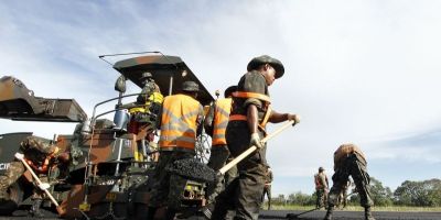 Exército adia entrega de 10 km duplicados da BR-116 na região de Barra do Ribeiro