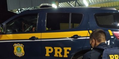 PRF prende dois traficantes na BR-290 no RS