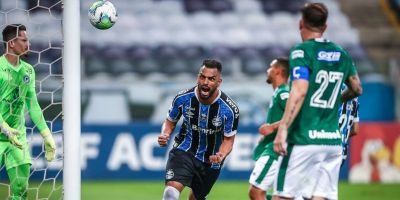 Em noite de recorde de Renato Gaúcho, Grêmio vence Goiás na Arena