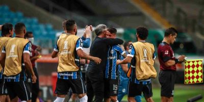 Libertadores: Grêmio vence Guaraní e está nas quartas de final