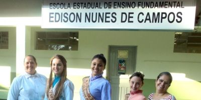 Prendas do CTG Rodeio da Tradição realizam projeto em escola