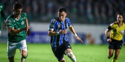 Grêmio desperdiça chances de gol e fica só no empate com Goiás