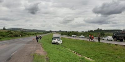 Mulher morre em acidente de trânsito na BR-116 em Barra do Ribeiro