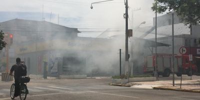 AGORA! Farmácia é atingida por incêndio em Camaquã