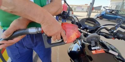 Gasolina sobe 5% a partir desta terça-feira