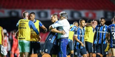 Grêmio segura São Paulo no Morumbi e vai à final da Copa do Brasil