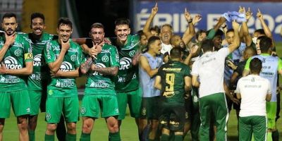 Chapecoense e América-MG garantem acesso à Série A do Brasileirão