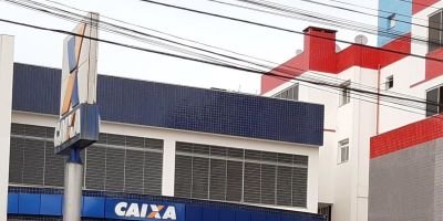 Caixa paga abono salarial para nascidos em janeiro e fevereiro