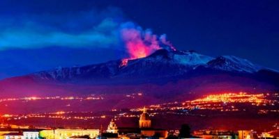 Vulcão Etna entra em erupção na Itália