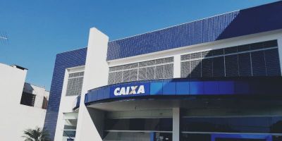 AUXÍLIO EMERGENCIAL: Caixa paga parcela apartir de hoje para nascidos em outubro