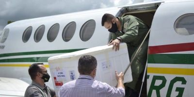 Brigada Militar realiza distribuição do terceiro lote de vacinas em cidades do RS