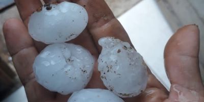 Chuva, vento e queda de granizo atingem a região de Camaquã