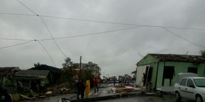 Tornado provoca destruição e mortes em Xanxerê/SC